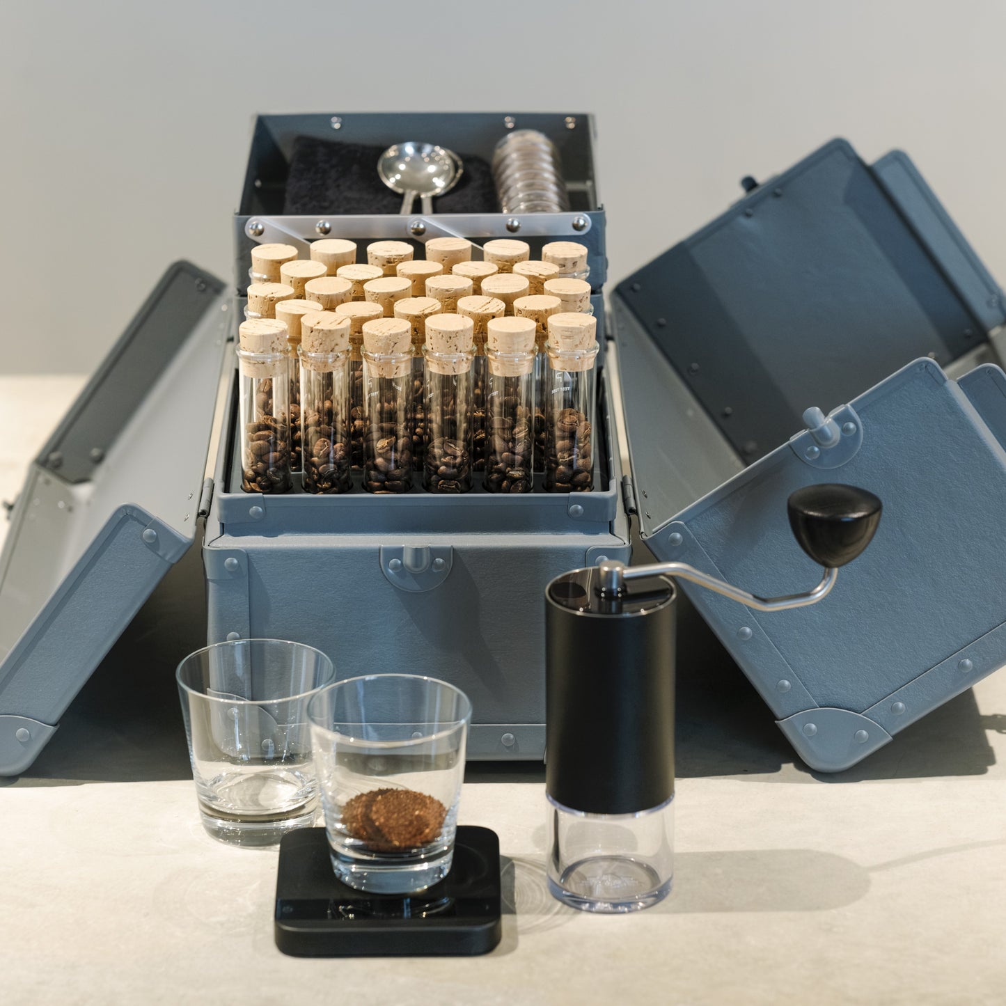 LABORATORY BLACK (Subscription Service 50,000)