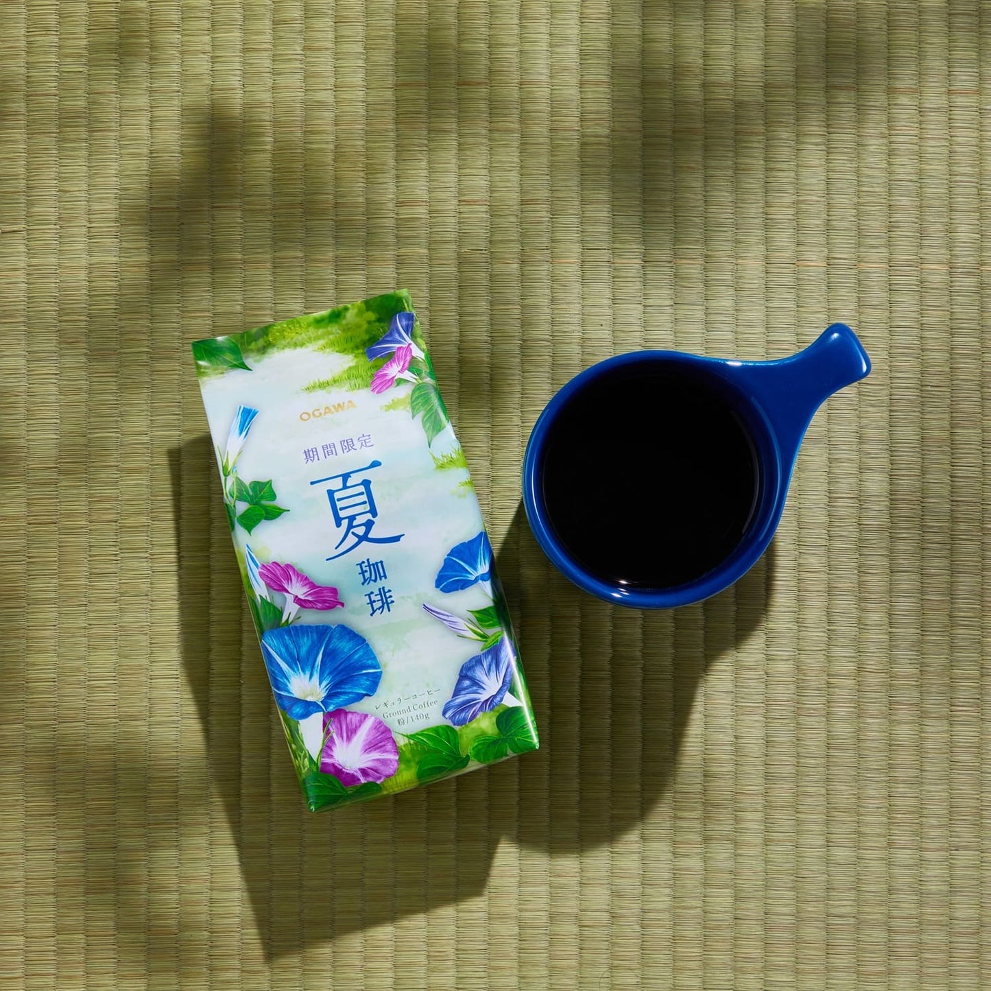 季節によって変化すると言われる味覚に合わせ、小川珈琲が考える”四季の味わい”を華やかなパッケージとともにお届けします。それぞれの季節をイメージした味わいに仕上げるため、世界のコーヒー生産地から厳選しました。
夏（5月～8月）の限定商品です。